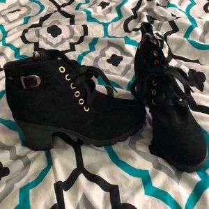 Black suede heels